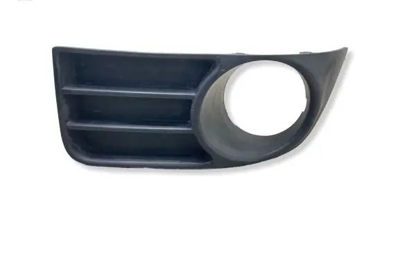 Suzuki SX4 Front fog light trim/grill 7175279J0