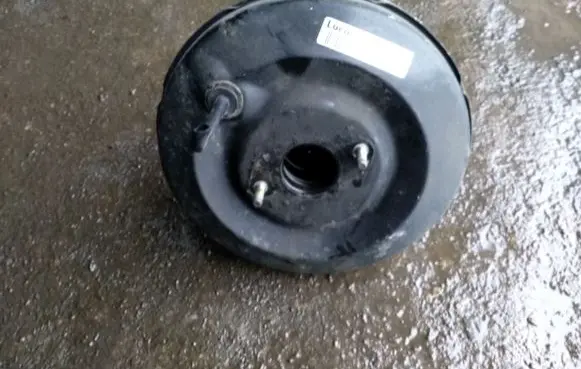 Opel Astra G Brake booster 90498034MC