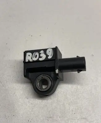 Chrysler Pacifica Airbag deployment crash/impact sensor 68174976AA