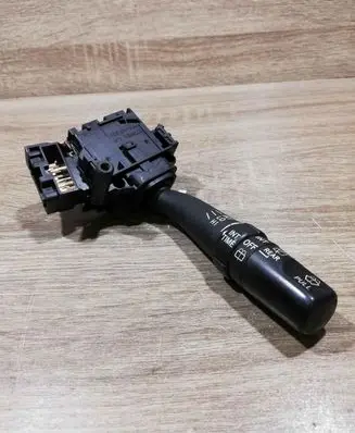 Toyota Avensis T250 Wiper control stalk 8465205150 173799