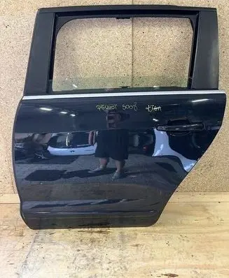Peugeot 5008 Rear door 121212