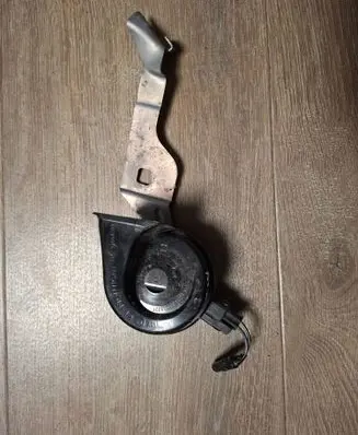 Ford Capri EV Horn signal LX6T13802CC