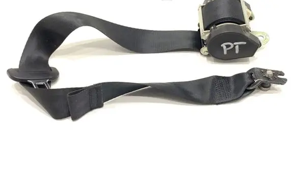 Volkswagen Golf VII Rear seatbelt 621531300