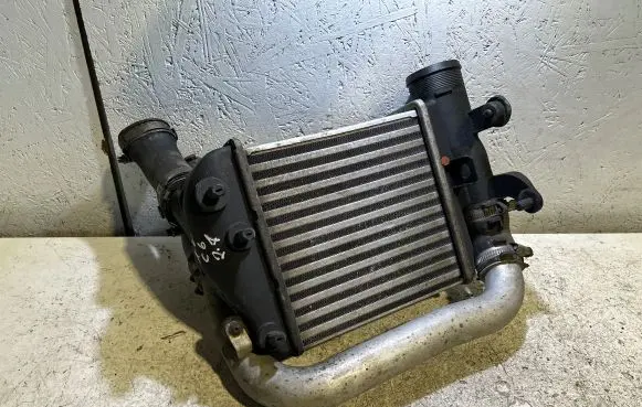 Audi A6 S6 C6 4F Intercooler radiator