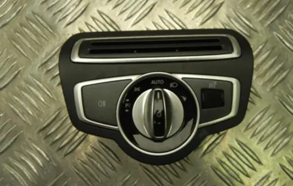 Mercedes-Benz C W205 Light switch A2059057007 T1749