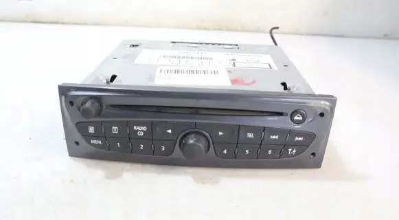 Renault Clio III Radio/GPS head unit trim 