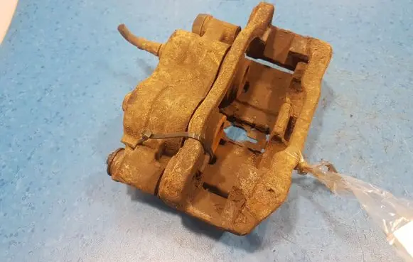Iveco Daily 3rd gen Rear brake caliper
