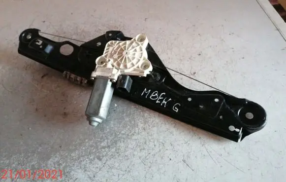 Mercedes-Benz E W211 Rear door window regulator with motor A2118202342