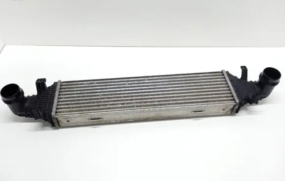 Mercedes-Benz E W212 Intercooler radiator A2045000200 6770176