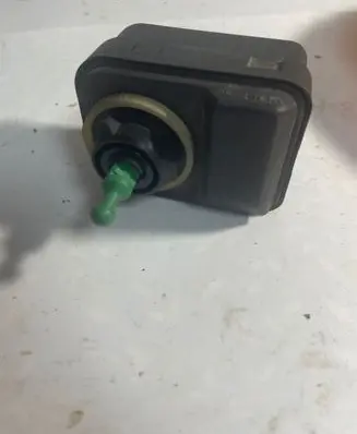 Volvo S80 Headlight level adjustment motor 