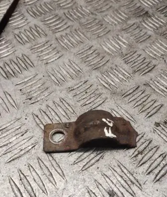 Ford Galaxy Sway bar bush bracket, front 