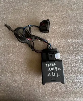 Volkswagen Tiguan Allspace Fuel injection pump control unit/module 5Q0906093A