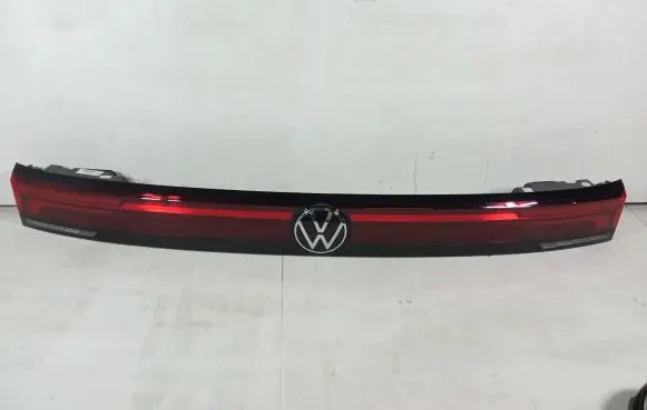 Volkswagen Tiguan Tailgate rear/tail lights 571945093