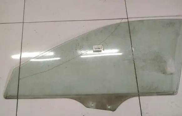 Mazda 6 Front door window glass four-door as2