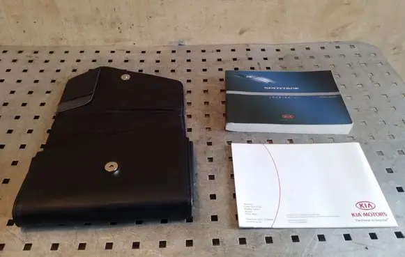 KIA Sportage User manual 