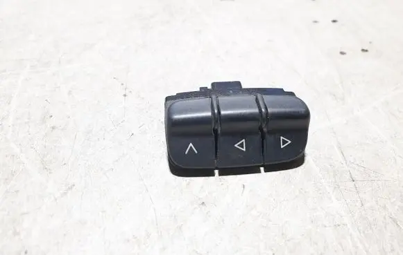 Audi A6 S6 C5 4B Steering wheel buttons/switches 8E0951527 8E0951527L