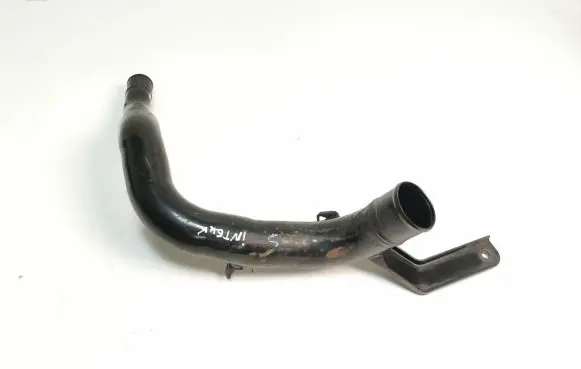 Toyota Avensis T220 Intercooler hose/pipe