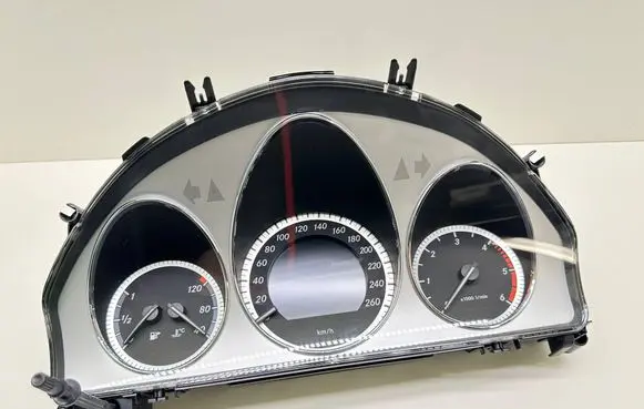 Mercedes-Benz C W204 Speedometer (instrument cluster) A2049002105 A2049022702 A2C53414742