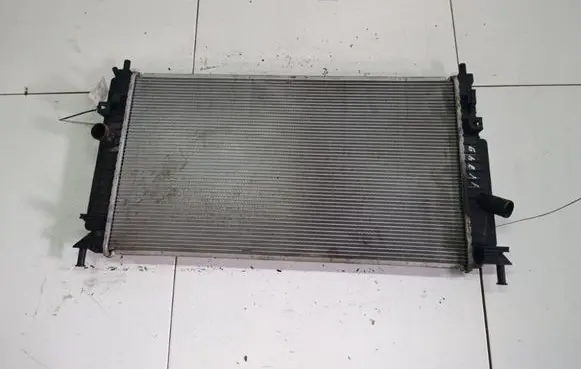 Mazda 3 II Coolant radiator