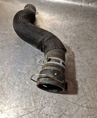 Chrysler Pacifica Air intake hose/pipe PA66GF0 550893