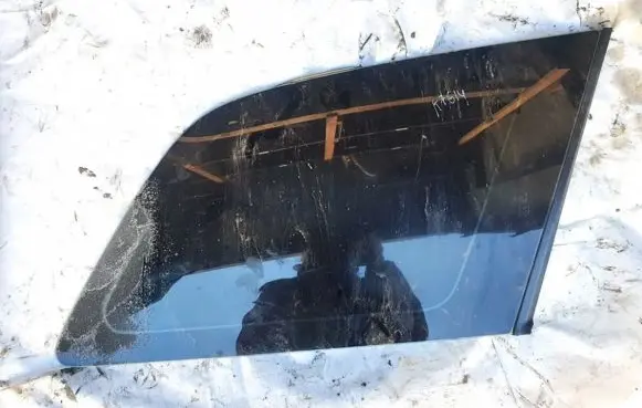 Mazda 6 Rear side window
