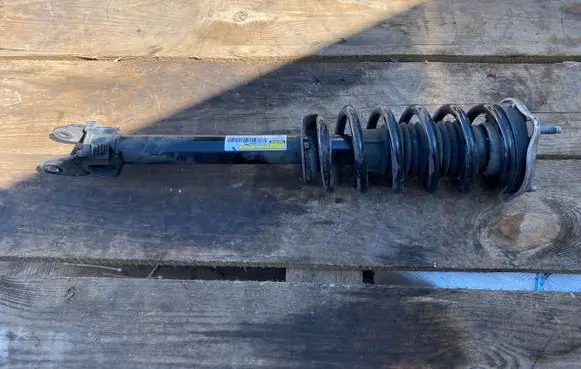 Mercedes-Benz C W205 Front shock absorber with coil spring A2053201513