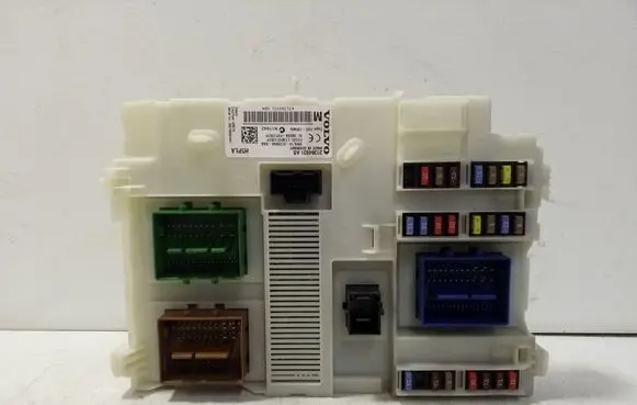 Volvo XC60 Fuse module 31384931AB