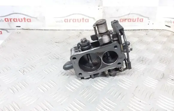 Volkswagen PASSAT B3 Throttle valve B961051063