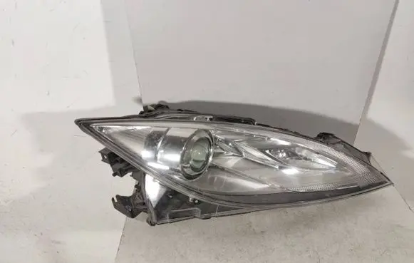 Mazda 6 Headlight/headlamp