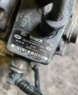 KIA Sorento Fuel injection high pressure pump 331004A410 0091558 0445010118
