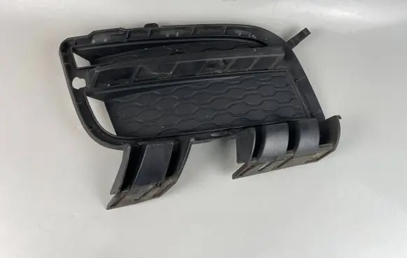 Jaguar XE Front fog light trim/grill GX738B289CA
