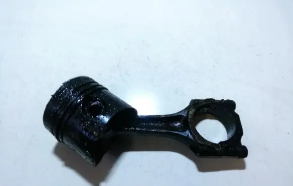 Volkswagen Jetta II Piston with connecting rod