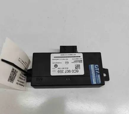 Volkswagen Polo VI Tire pressure control unit A2C7366970700 6C0907359