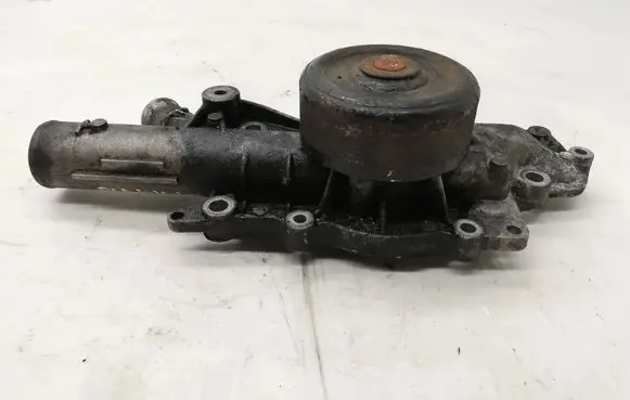 Mercedes-Benz C W203 Water pump OM612962