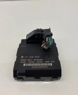 Opel Signum Fuse module 13199490 SC718810500 359171