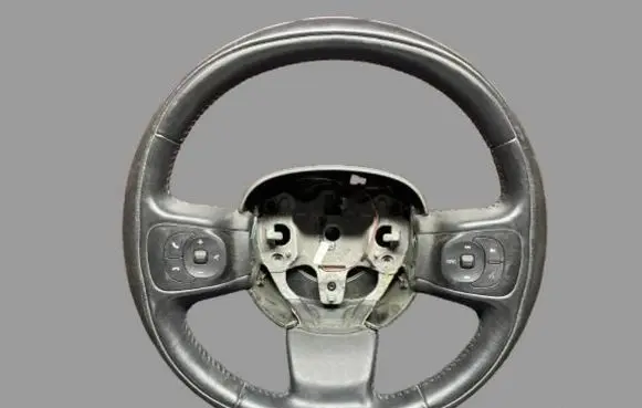 Fiat 500L Steering wheel