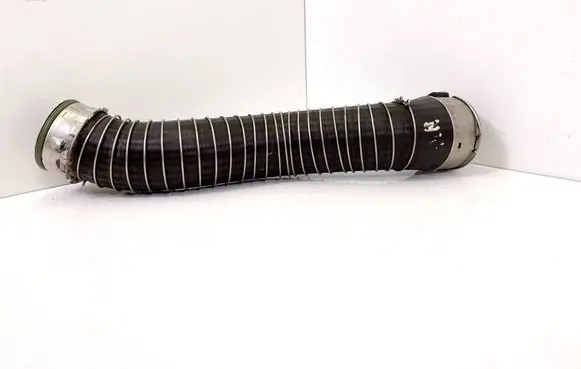 Intercooler hose/pipe