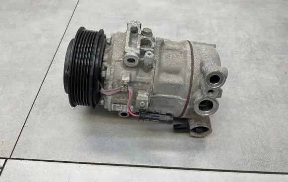 Opel Astra K Air conditioning (A/C) compressor (pump) 39034465