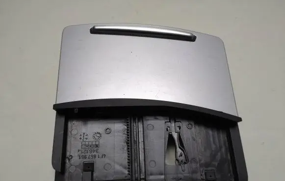 Audi A6 S6 C6 4F Ashtray (front) 4F1857951C 4f1857951 4f1857989