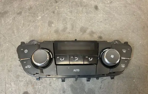 Opel Insignia A Climate control unit 13273095