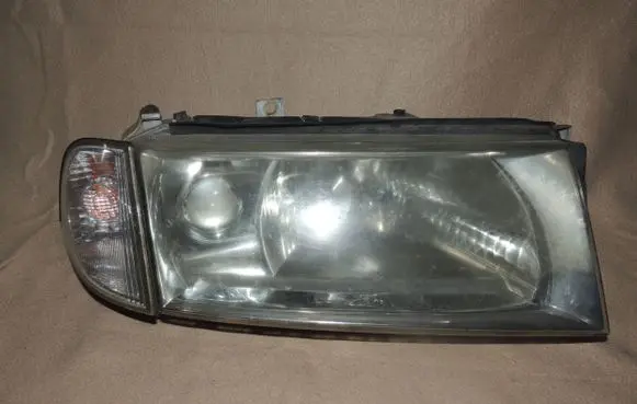 Skoda Octavia Mk1 (1U) Headlight/headlamp