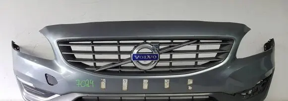 Volvo S60 Front bumper 31323831