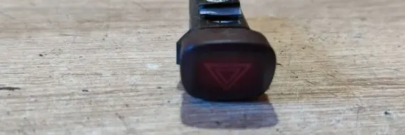 Volvo S80 Hazard light switch 9168302