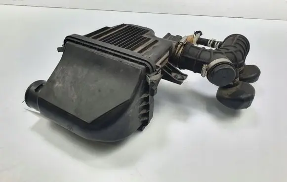 Suzuki SX4 S-Cross Air filter box