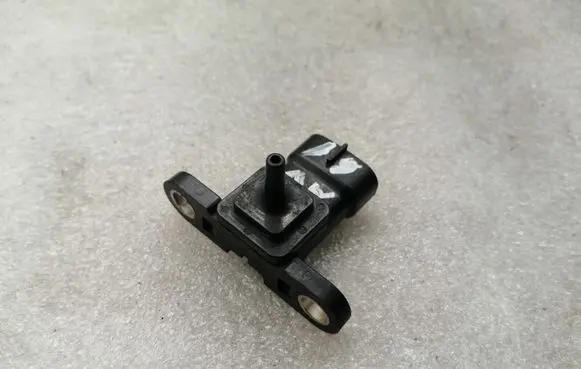 Toyota Avensis T250 Air pressure sensor 8942120200