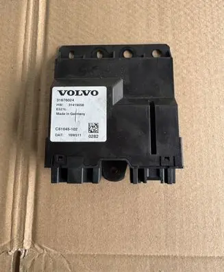 Volvo S90, V90 Tailgate/trunk control unit/module 31676024