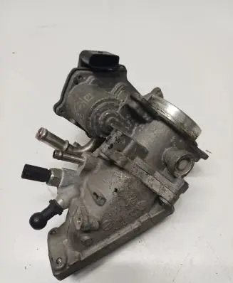 Volkswagen Golf VII Throttle valve 04L128063N 04L128059M