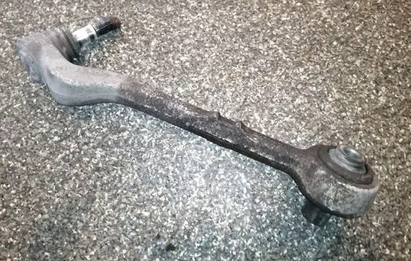 BMW 3 E90 E91 Front lower control arm/wishbone 6763699L