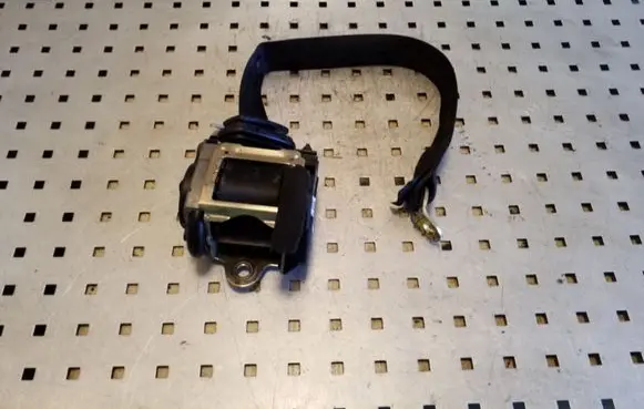 Audi A3 S3 8L Rear seatbelt 8L3857806