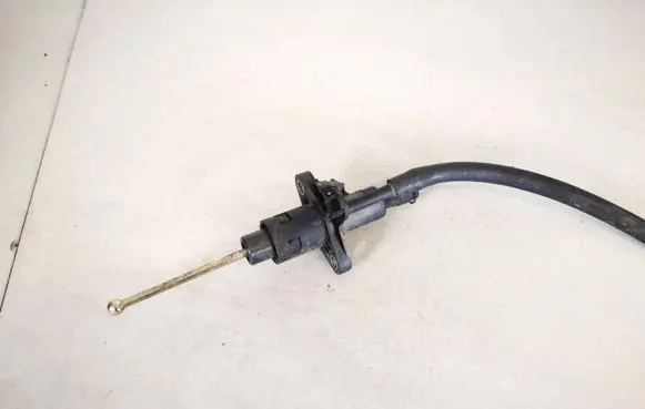 Audi A2 Clutch master cylinder 8z1721388a
